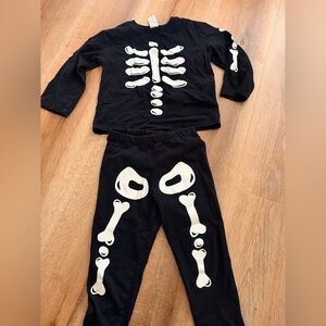 H&M toddler skeleton pajamas